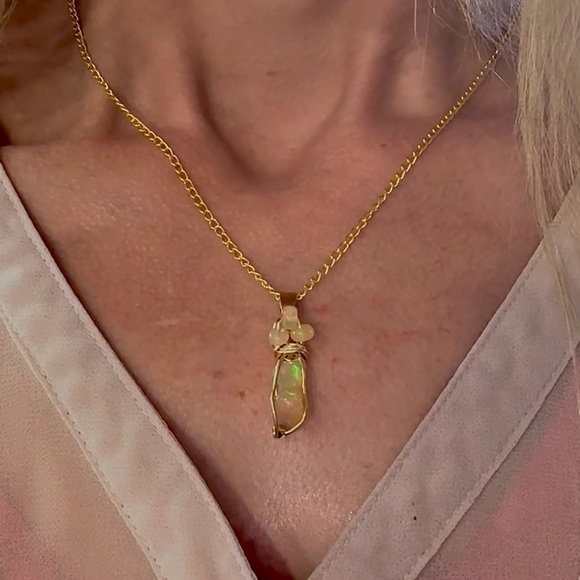 Enchanting Mini Opal Necklace - Picture 7 of 11